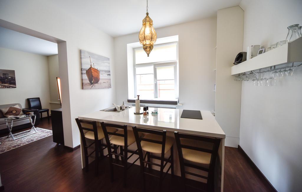 Downtown Apartment Клайпеда Экстерьер фото